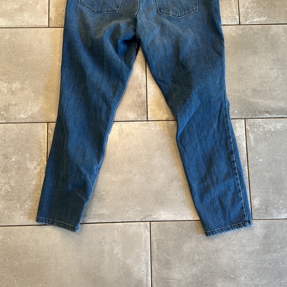 Universal Thread Jeans - Picture 8 of 9